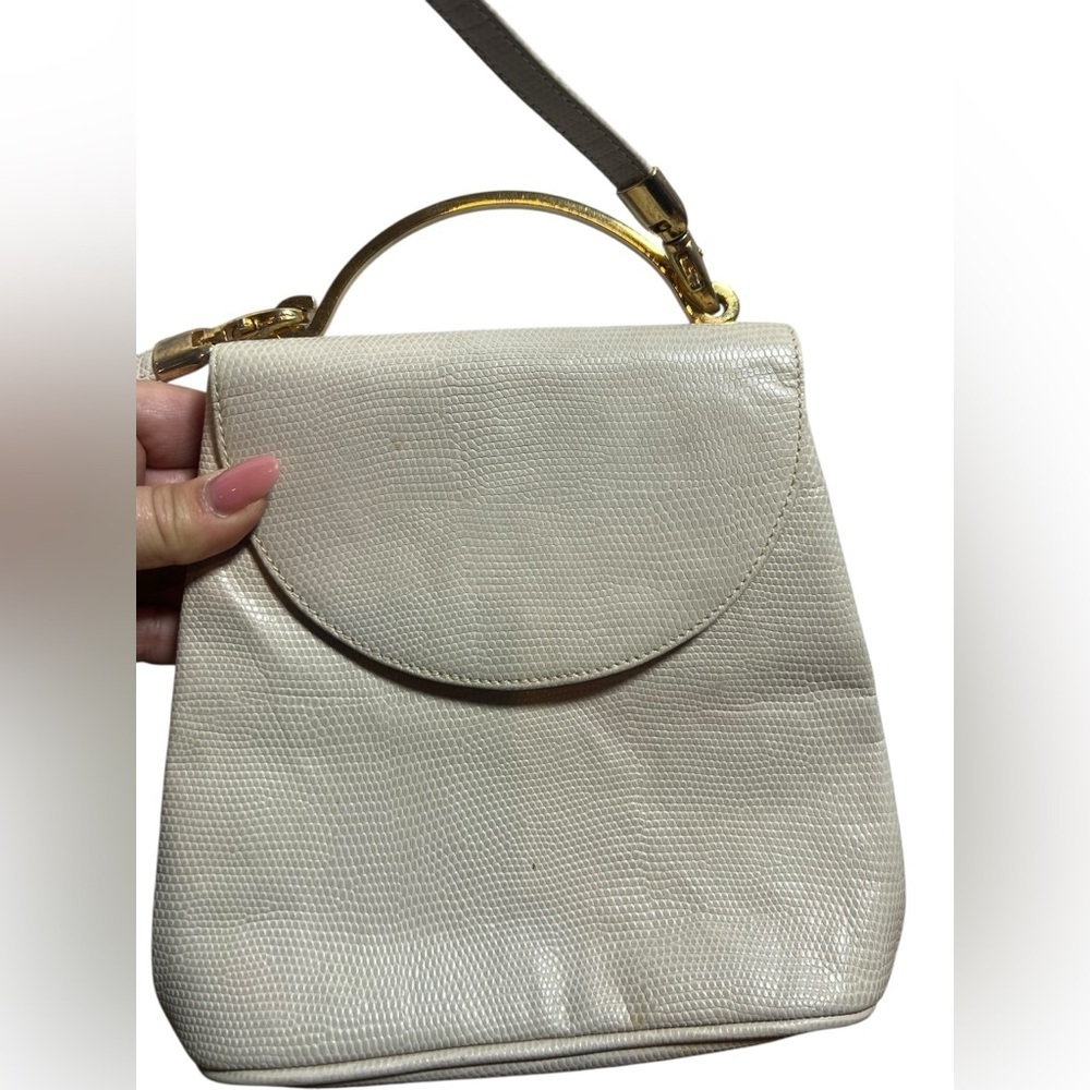 Elegant Cream Handbag